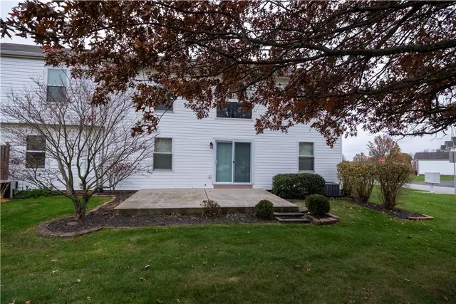 793 Sunset Cir gallery image 4