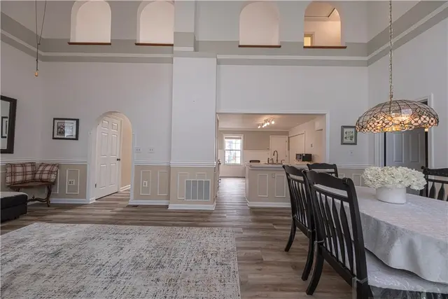 793 Sunset Cir gallery image 14