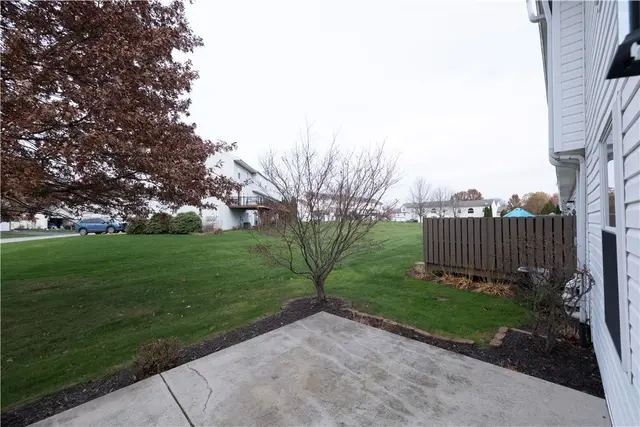793 Sunset Cir gallery image 22