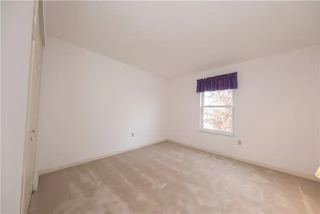 793 Sunset Cir gallery image 33