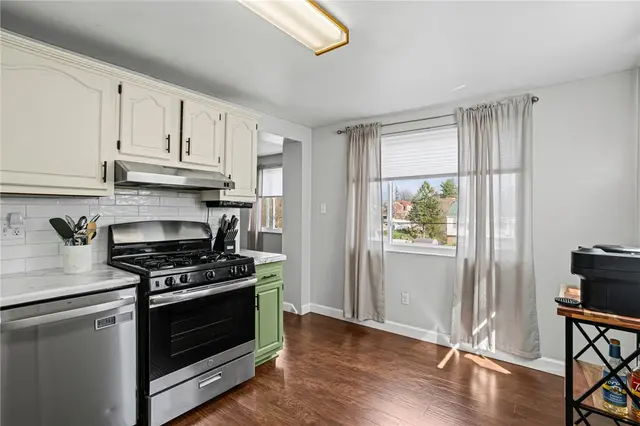 7971 Marmion Dr gallery image 8
