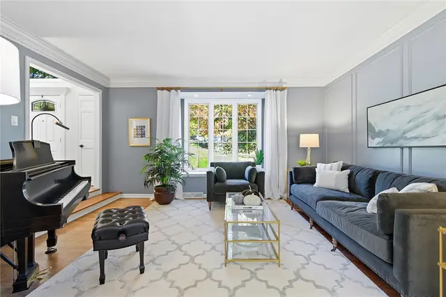 8 Harvester Court gallery image 17