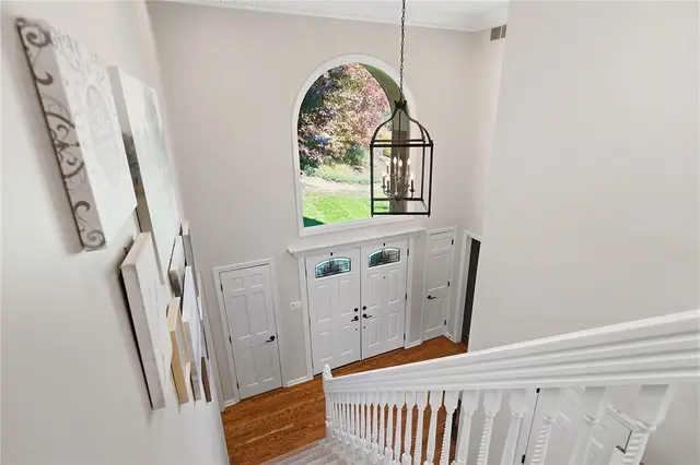 8 Harvester Court gallery image 27