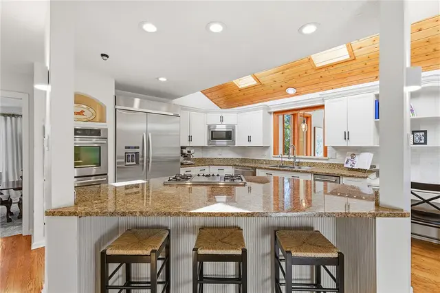 8 Harvester Court gallery image 37