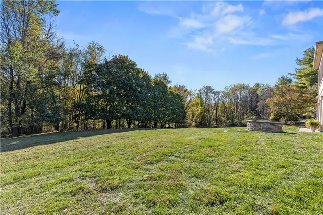 8 Harvester Court gallery image 43