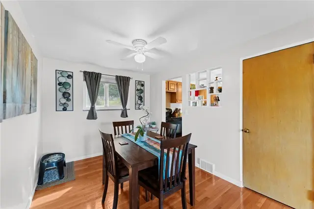 800 Burchfield Rd gallery image 7