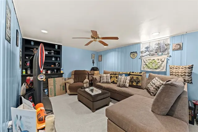 800 Burchfield Rd gallery image 20