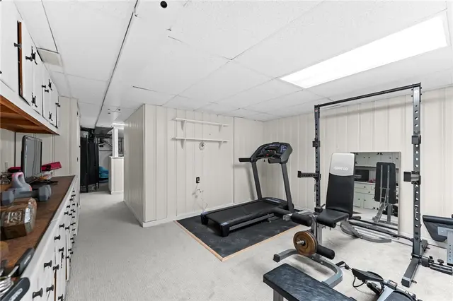 800 Burchfield Rd gallery image 22