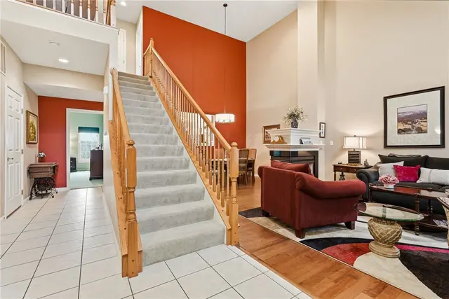 800 Norwegian Spruce Dr gallery image 6