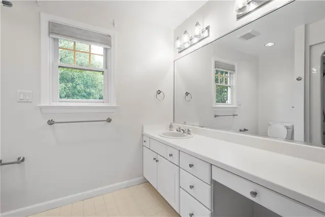 8008 Bayard Ct. gallery image 8