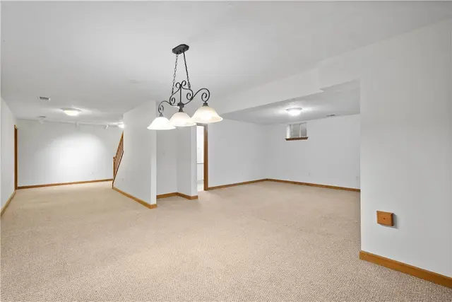 8008 Bayard Ct. gallery image 21