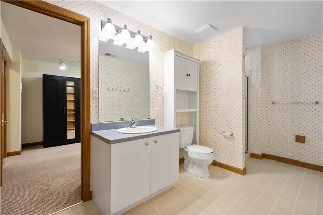 8008 Bayard Ct. gallery image 22
