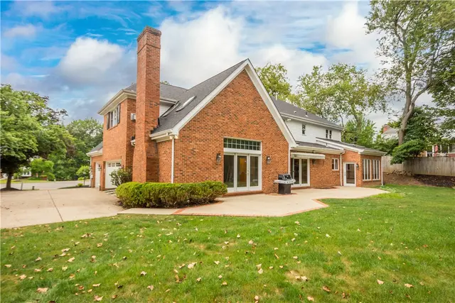 8008 Bayard Ct. gallery image 37