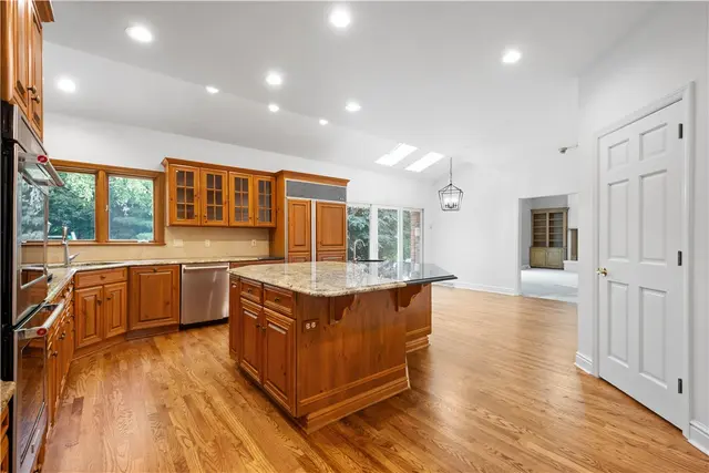 8008 Bayard Ct. gallery image 41