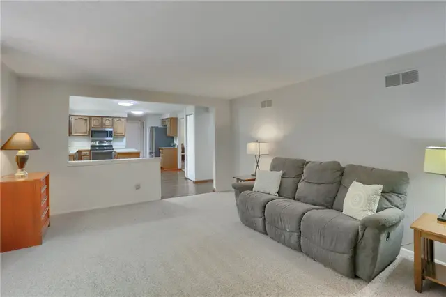 8008 Lingay Dr gallery image 8