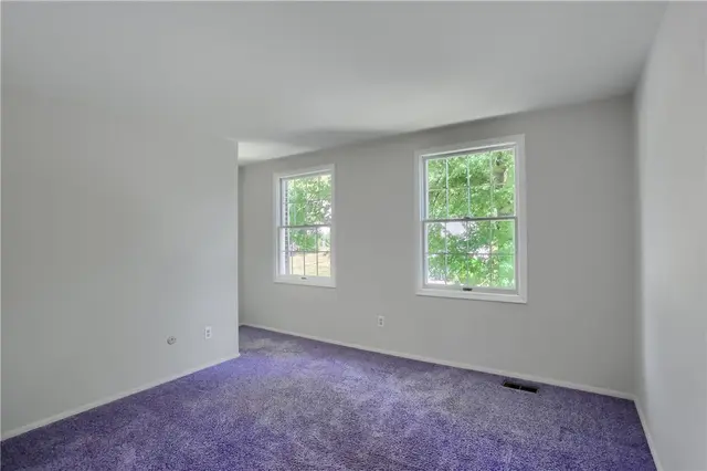 8008 Lingay Dr gallery image 10