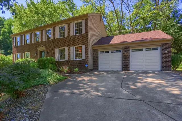 8008 Lingay Dr gallery image 19