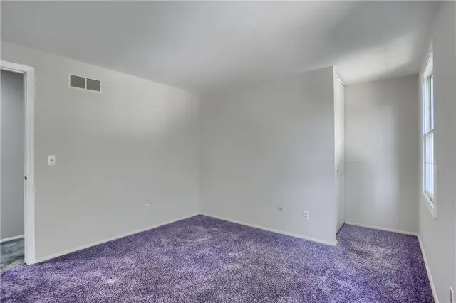 8008 Lingay Dr gallery image 20
