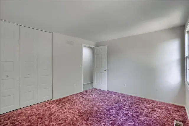 8008 Lingay Dr gallery image 28
