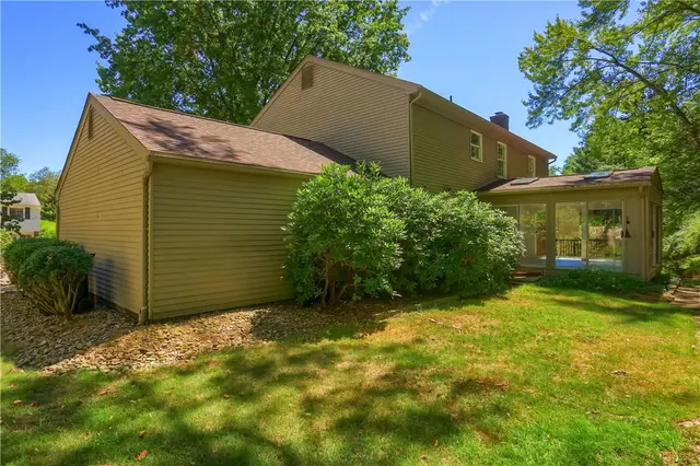 8008 Lingay Dr gallery image 31