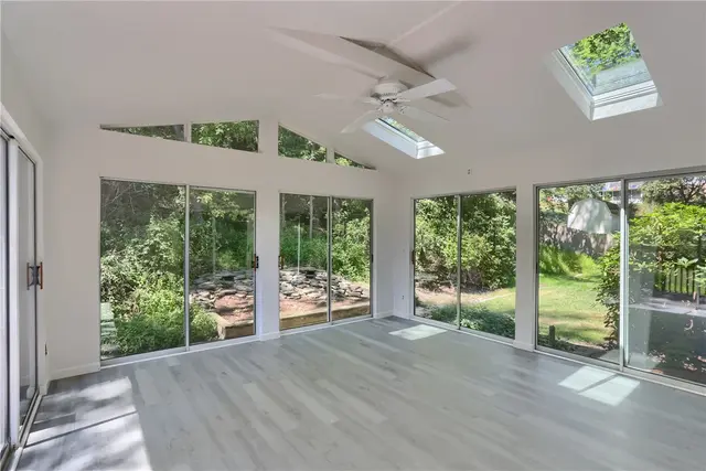 8008 Lingay Dr gallery image 33