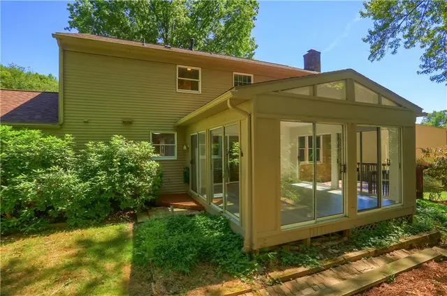 8008 Lingay Dr gallery image 35