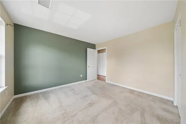 801 Norwegian Spruce Dr gallery image 4