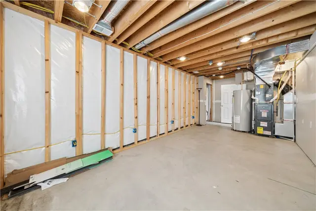 801 Norwegian Spruce Dr gallery image 10