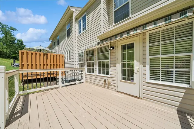 801 Norwegian Spruce Dr gallery image 11