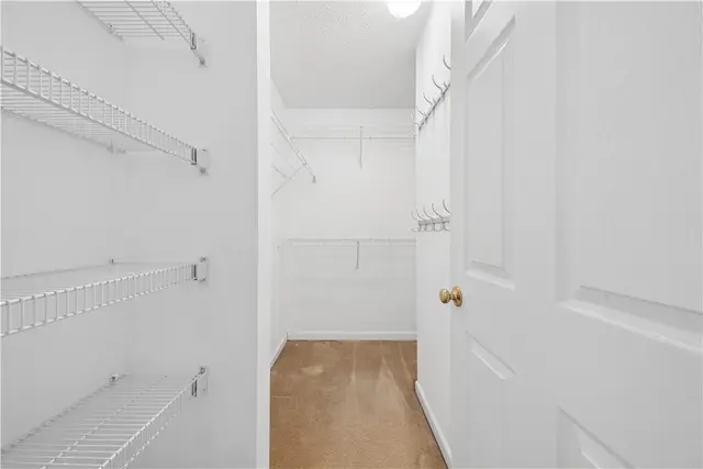 801 Norwegian Spruce Dr gallery image 18