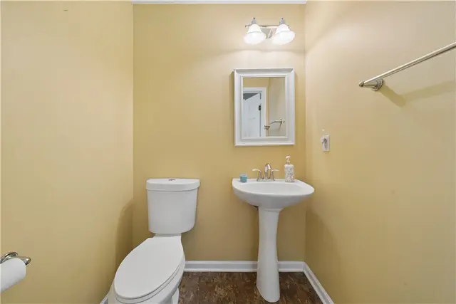 801 Norwegian Spruce Dr gallery image 23
