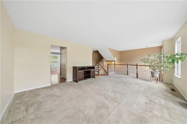801 Norwegian Spruce Dr gallery image 33