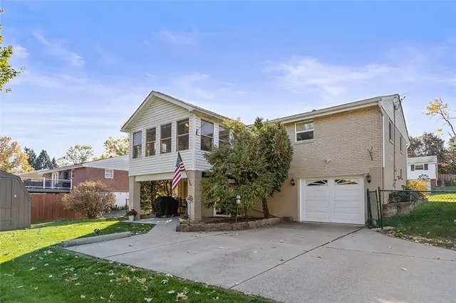 801 Redstone Dr gallery image 11