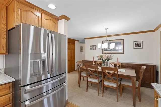 801 Redstone Dr gallery image 13