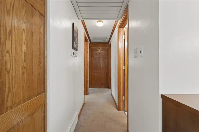 801 Redstone Dr gallery image 27