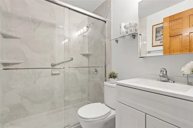 801 Redstone Dr gallery image 36