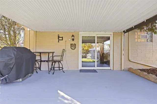 801 Redstone Dr gallery image 39