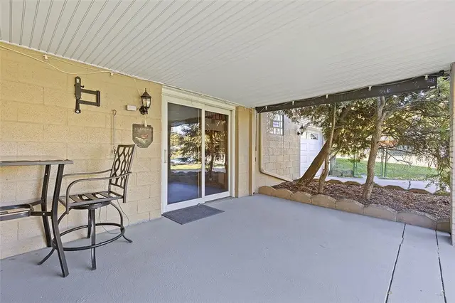 801 Redstone Dr gallery image 42