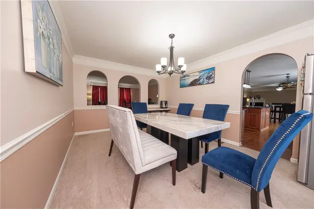 8010 Maureen Dr gallery image 30