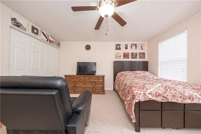 8010 Maureen Dr gallery image 37