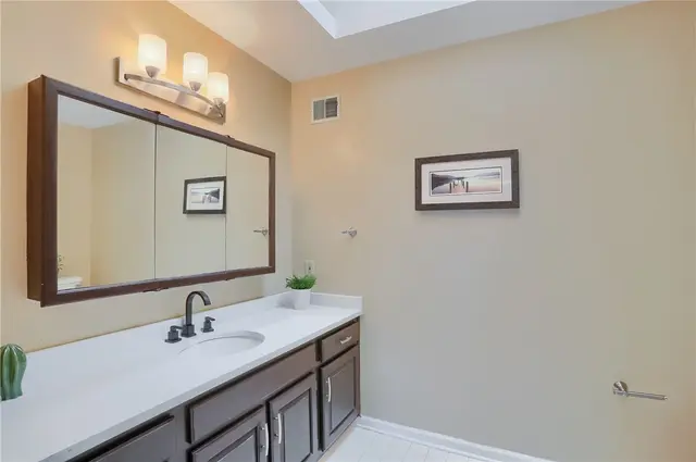 802 Birch Field Ct gallery image 10