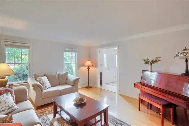 802 Birch Field Ct gallery image 15