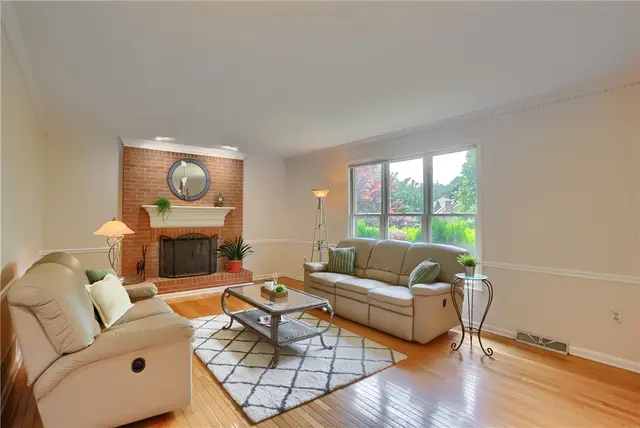 802 Birch Field Ct gallery image 19
