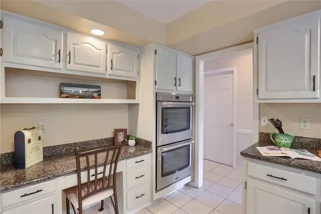 802 Birch Field Ct gallery image 33