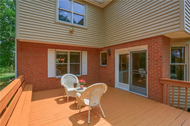 802 Birch Field Ct gallery image 38