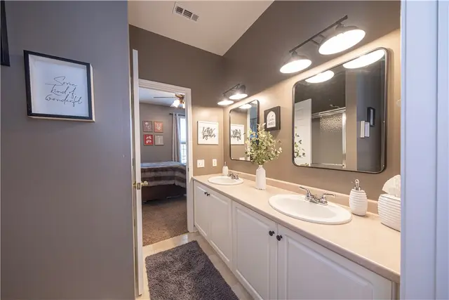 802 Sonie Dr. gallery image 6
