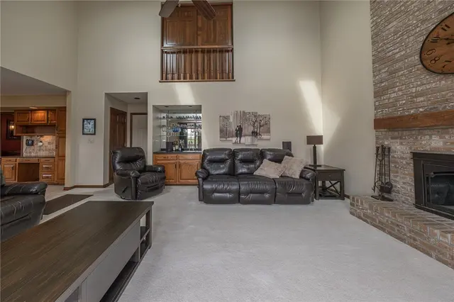 803 Birch Field Ct gallery image 8