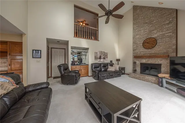 803 Birch Field Ct gallery image 9