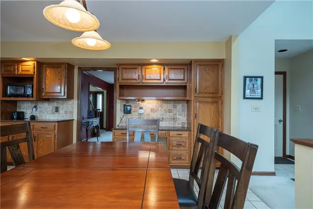 803 Birch Field Ct gallery image 17