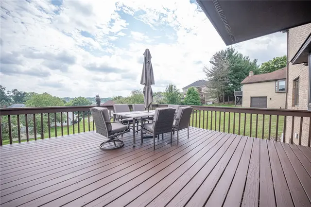 803 Birch Field Ct gallery image 3